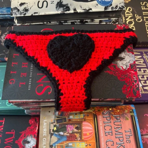 Handmade Crochet Heart Panties Bookmark Paperback - Picture 4 of 9